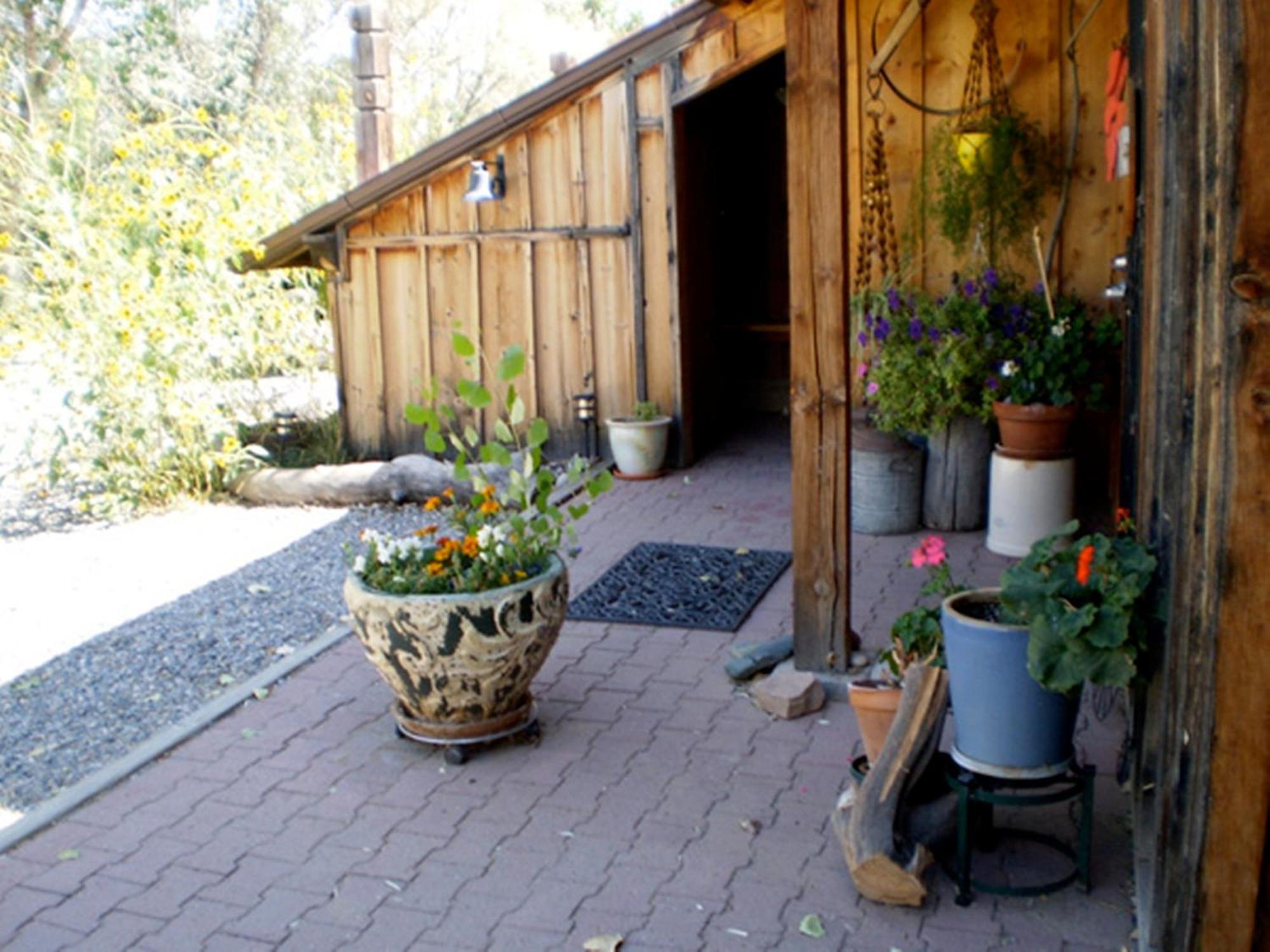 Silver River Adobe Inn Bed And Breakfast Фармингтън Екстериор снимка