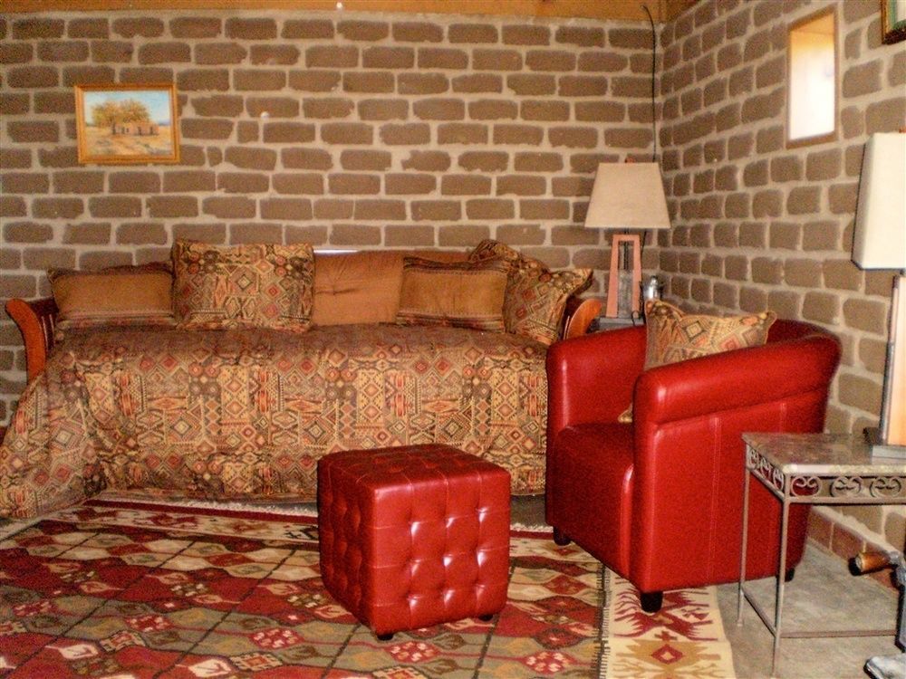 Silver River Adobe Inn Bed And Breakfast Фармингтън Екстериор снимка